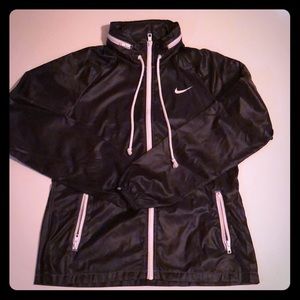 Nike Women’s Running Rain Jacket